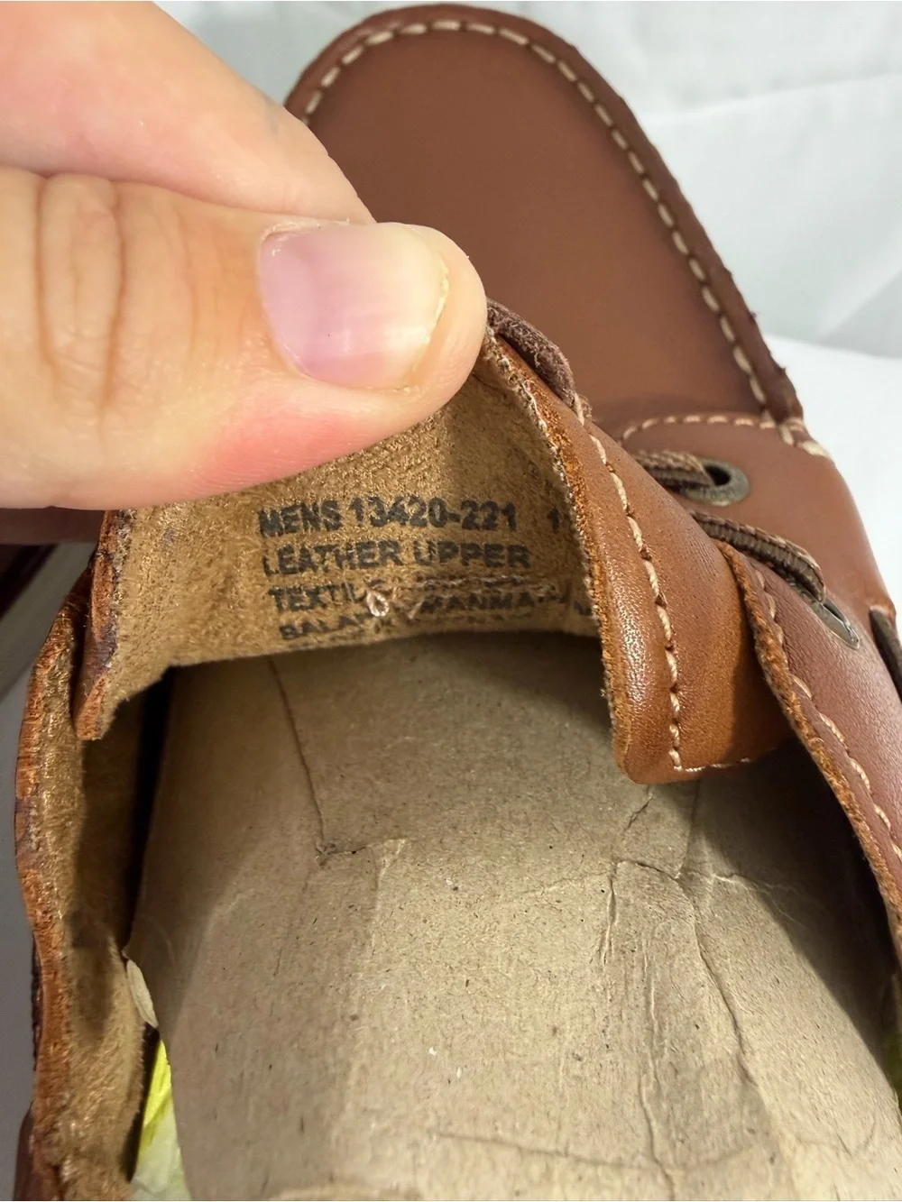 NWT Florsheim Shoe Co. Men's Size 11 Brown Leather Boat Shoes